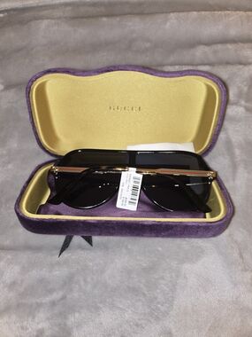 Gucci GG0199S Shield-Frame Injection Wrap Sunglasses